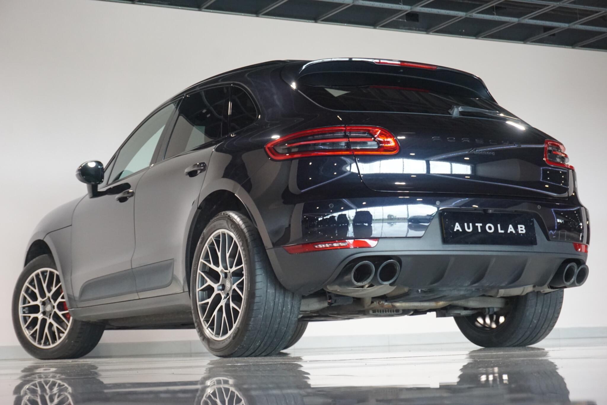 Porsche Macan 2.0T SUV 5dr Petrol PDK 4WD Euro 6 (s/s) (252 ps)